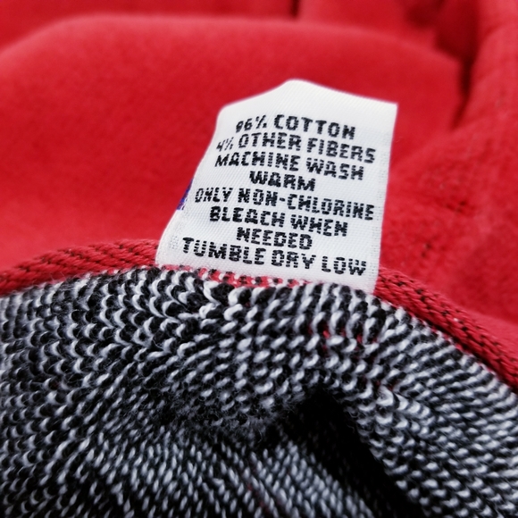 Travis Scott - Space Village Please Give Me Space Beach Towel Astroworld Red New - Picture 5 of 6